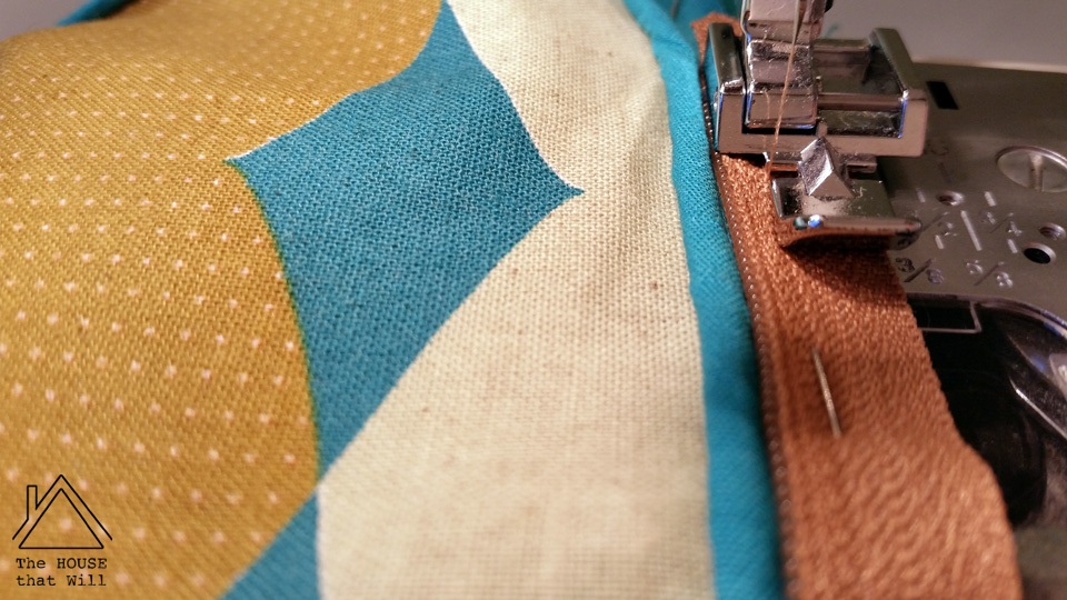 The House that Will | DIY Cushion Cover Throw Pillow with Piping Step-by-Step How to Sewing Tutorial 