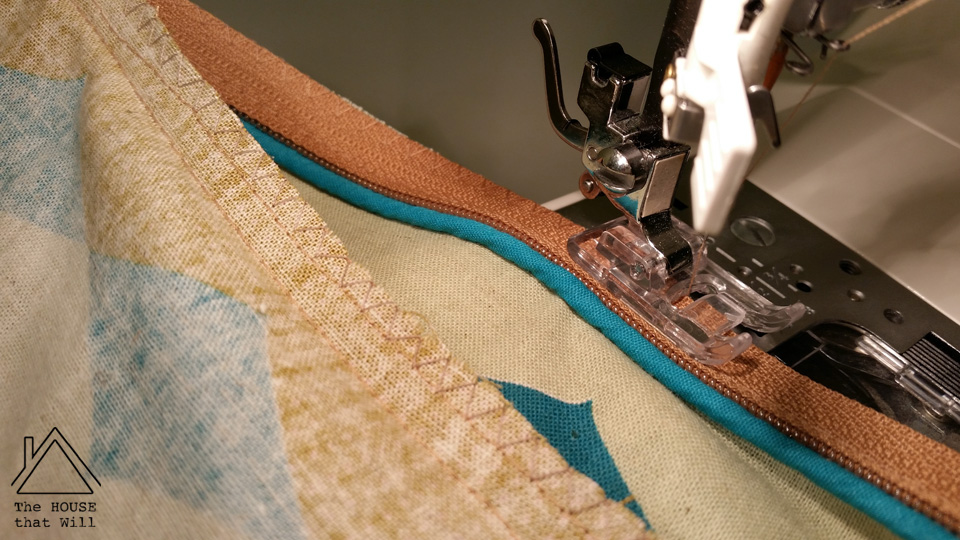 The House that Will | DIY Cushion Cover Throw Pillow with Piping Step-by-Step How to Sewing Tutorial 