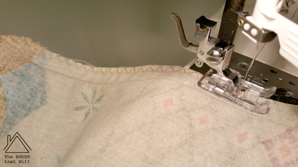 The House that Will | DIY Cushion Cover Throw Pillow with Piping Step-by-Step How to Sewing Tutorial 