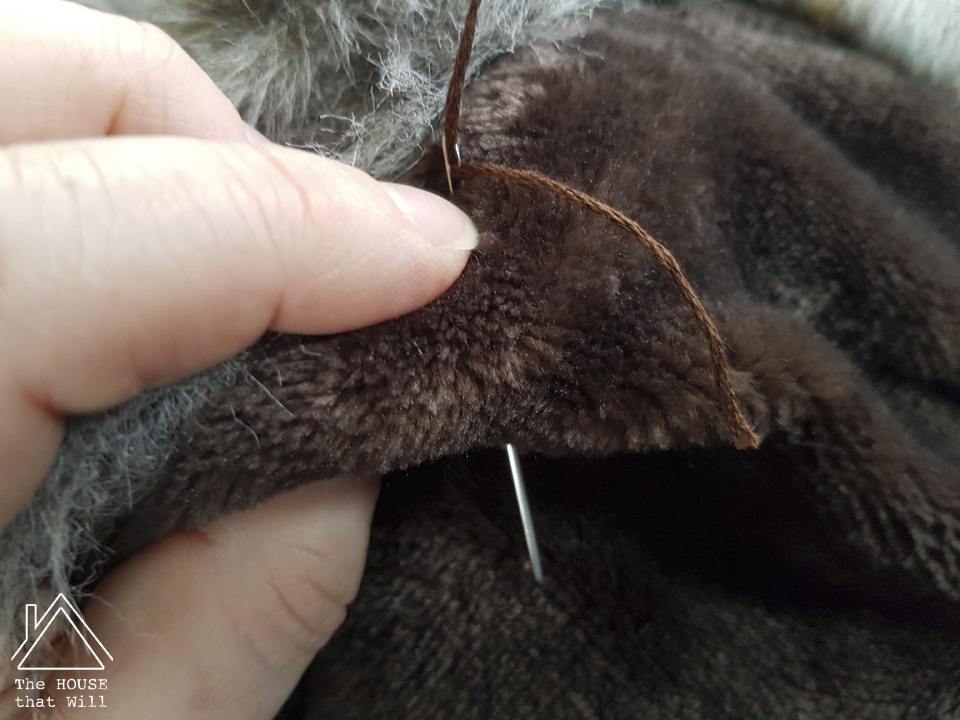 The House that Will | DIY Faux Fur Throw
