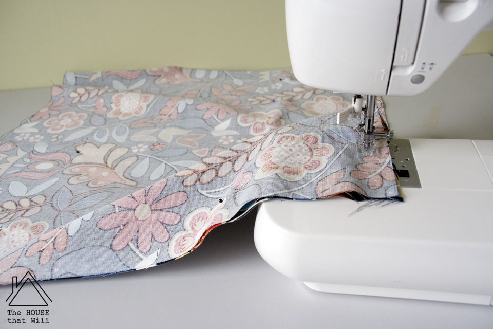 The House that Will | DIY Cushion Cover Throw Pillow with Hidden Zipper How To Sewing Tutorial