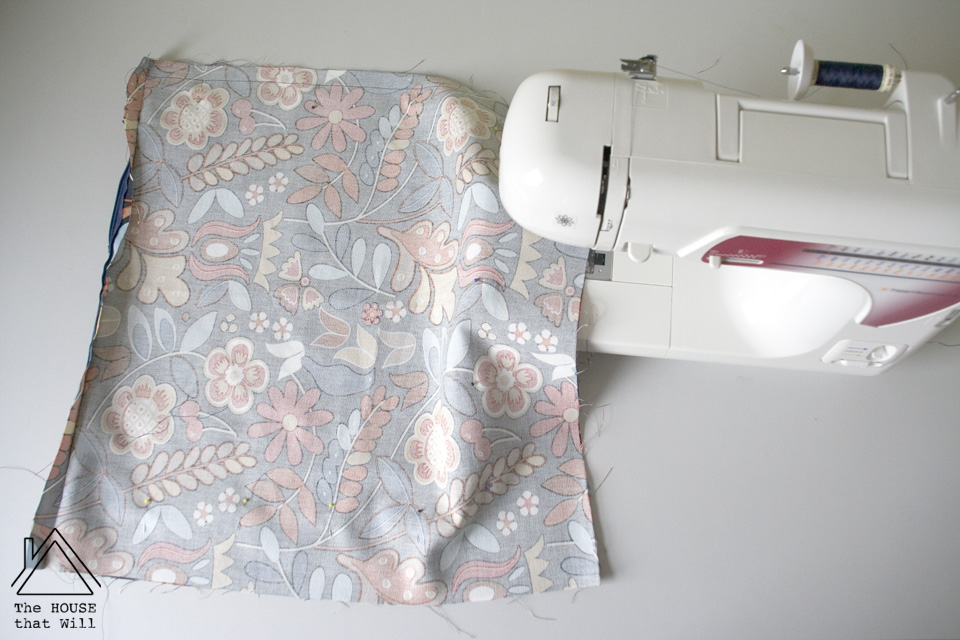 The House that Will | DIY Cushion Cover Throw Pillow with Hidden Zipper How To Sewing Tutorial
