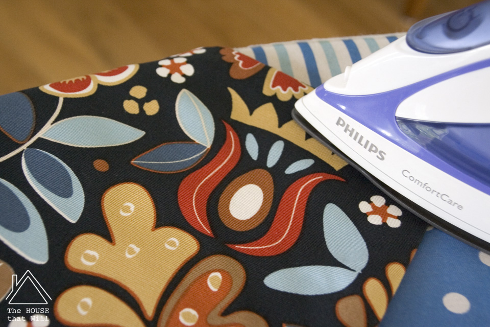 The House that Will | DIY Cushion Cover Throw Pillow with Hidden Zipper How To Sewing Tutorial
