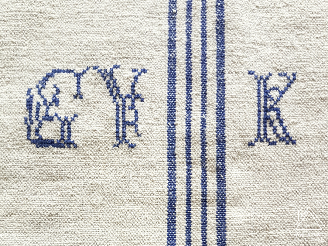 The House that Will | Buttoned Grain Sack Cushion Cover