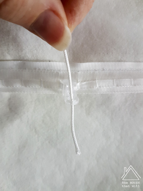 The House that Will | Step-by-step DIY Roman blinds that look custom made