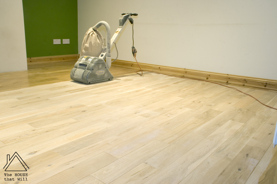 The House that Will | Refinishing a Solid Oak Hardwood Floor