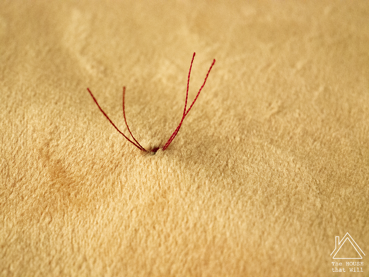18 tufted stool 1110644