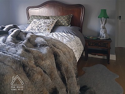 DIY Faux Fur Throw