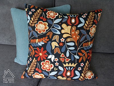 Cushion Cover with Hidden Zipper 