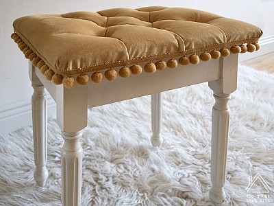 DIY Tufted Stool Upholstery